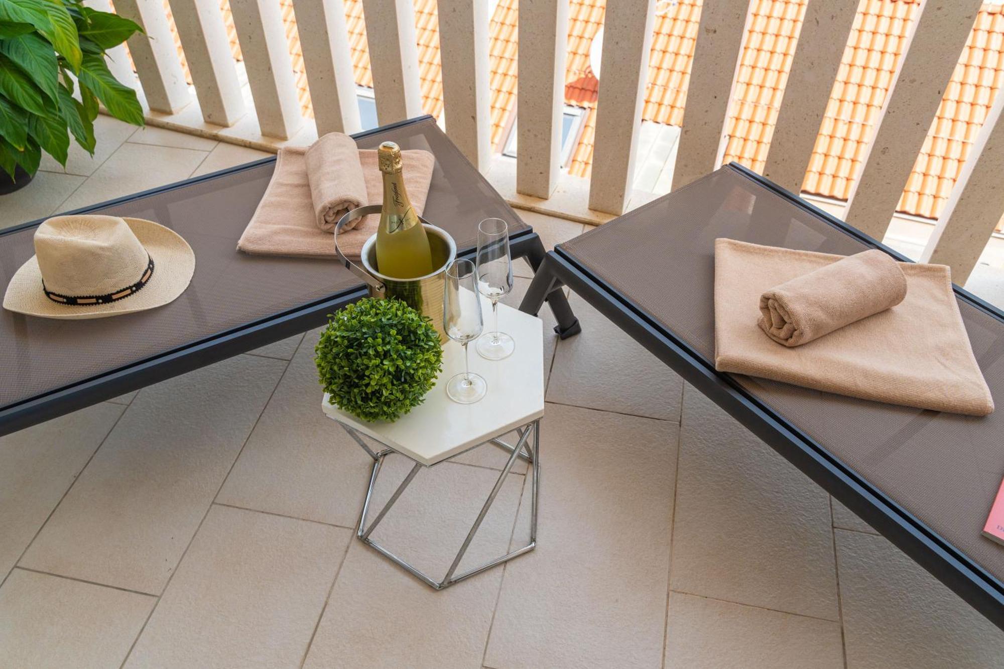 Apartment Apollo In Dubrovnik With Sea View Exterior foto
